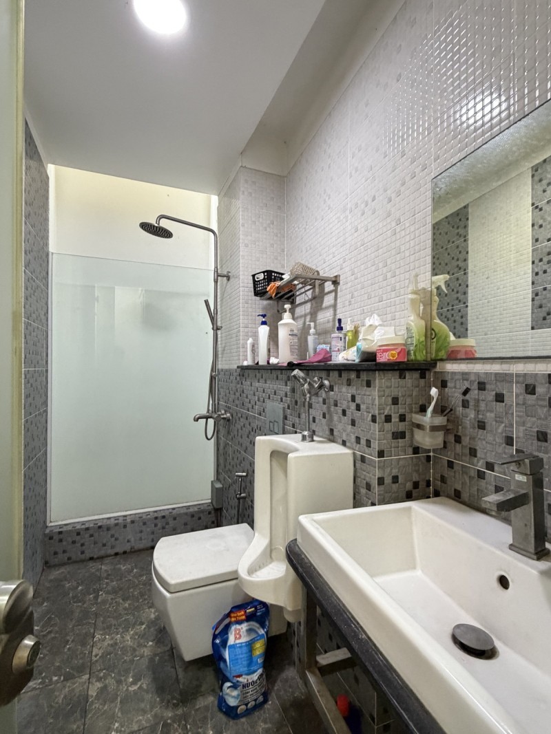 HẺM XE HƠI 6M SÁT MẶT TIỀN GÒ DẦU TÂN PHÚ 70M2(5X14) 5 TẦNG SHR GIÁ 10.5 TỶ
 16019656