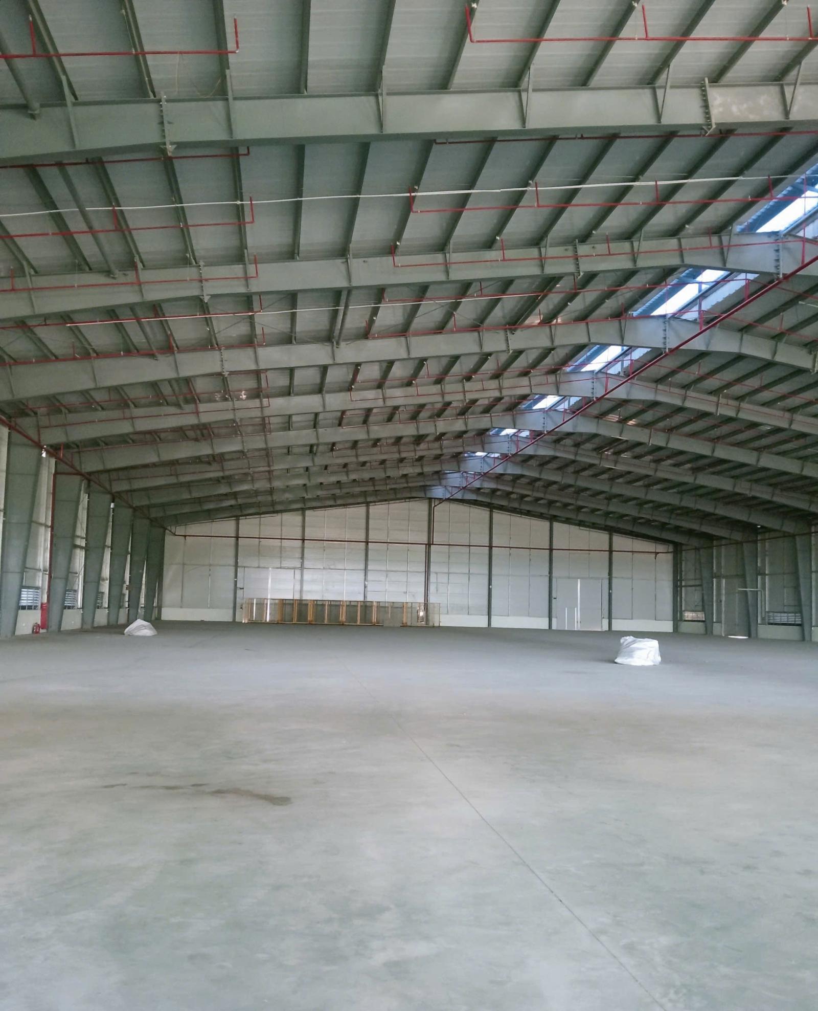 CHO THUÊ KHO XƯỞNG 100% TẠI KCN QUANG MINH, HÀ NỘI – XE CONTAINER ĐỖ CỬA 16019659