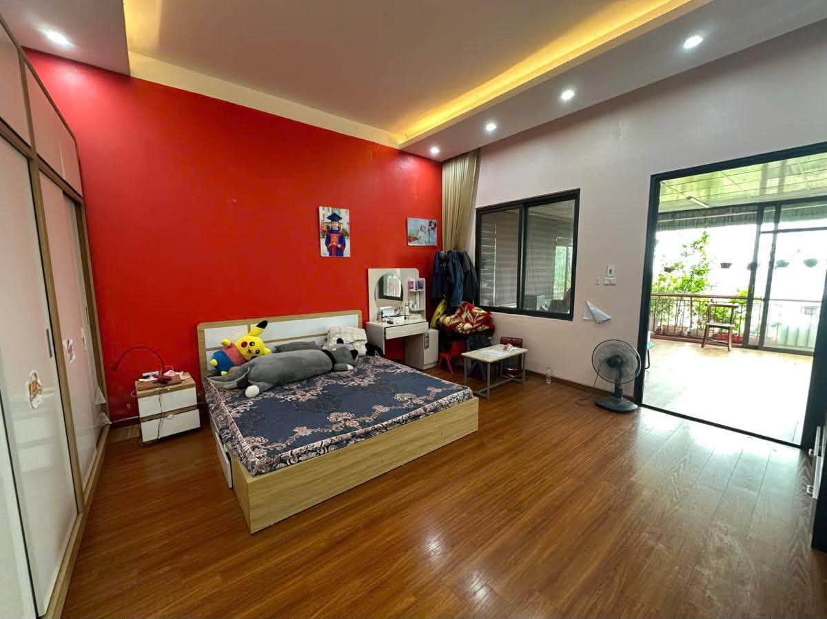 Bán nhà phố Nguyễn Đình Chiểu mặt tiền gần 4m, 65m2, 22,6 tỷ, ô tô vào nhà 16019714