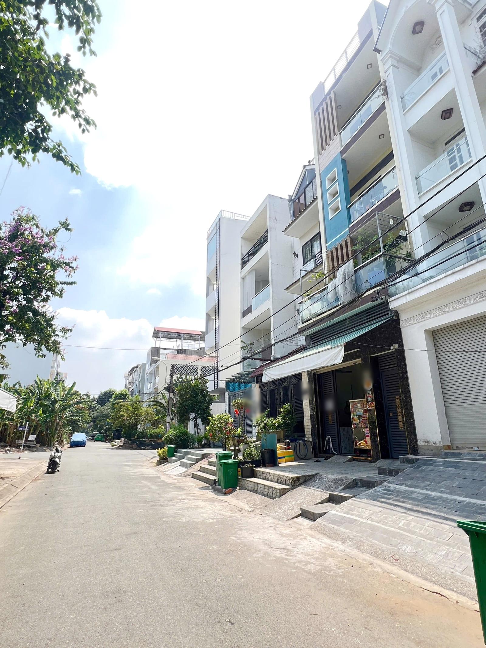 Nhà mới 4 tầng mặt tiền đường số KDC Ấp 5 Phong Phú. Giá: 10.5 tỷ 16019788