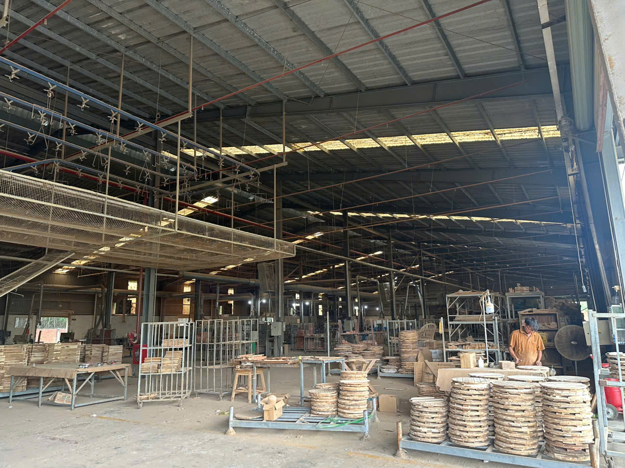XT246 nhà xưởng cho thuê phù hợp ngành Gỗ XNK, có khu vực Sơn Gỗ. bàn giao liền 16019820