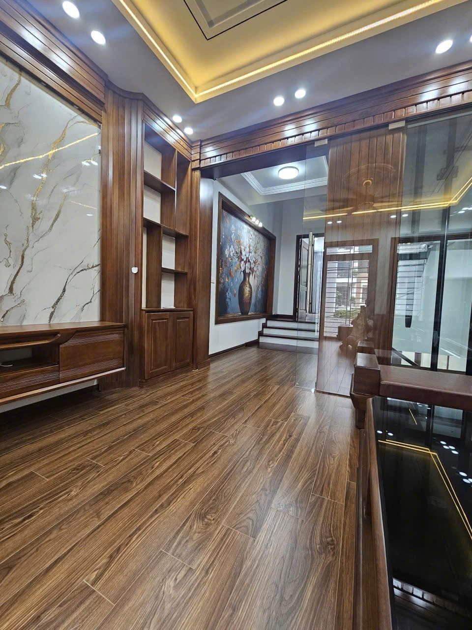 Bán nhà 4 tầng mặt phố Đặng Văn Ngữ, ph Tân Bình, TP HD, 67.5m2, mt 4.5m, thang máy 16019863
