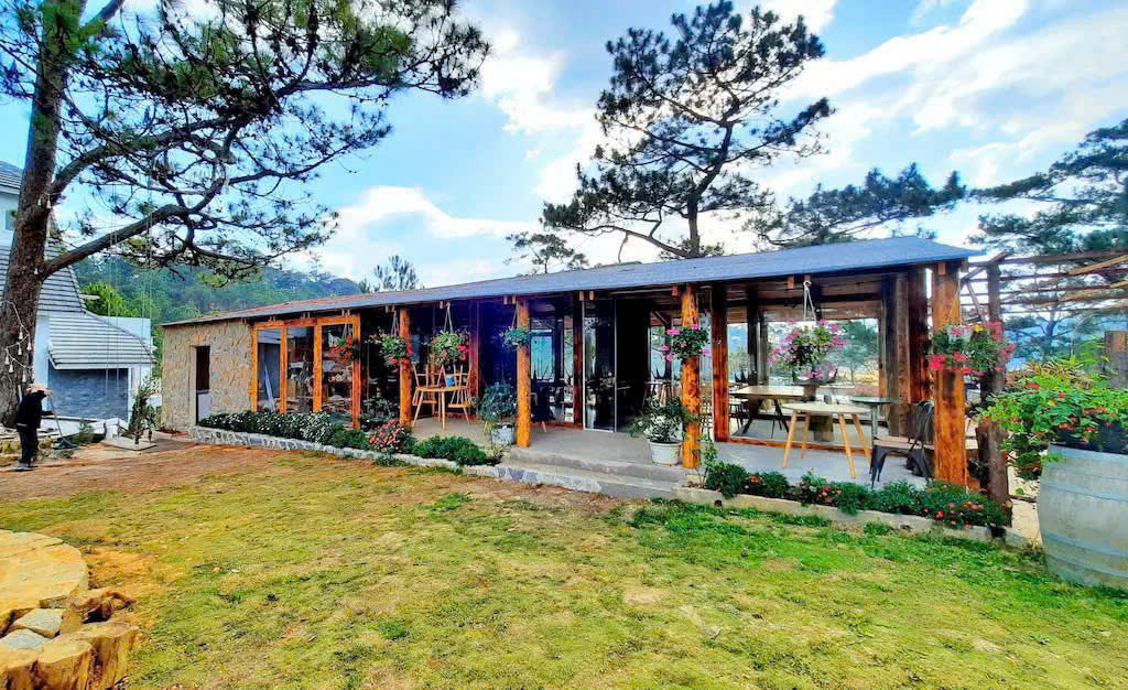 Cho thuê khu nghỉ dưỡng 5ha gồm 5 biệt thự 8 bungalow giá 400 triệu Đà Lạt Lâm Đồng 16019919