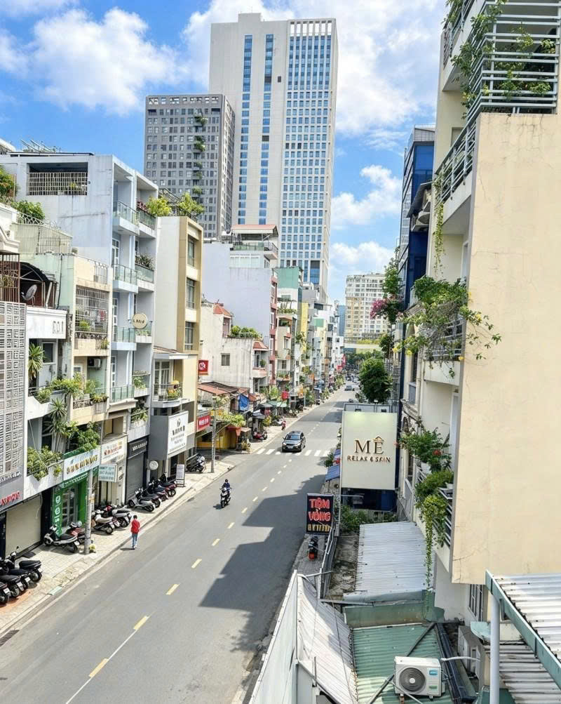 Bán nhà Mặt tiền Nguyễn Văn Thương - thông qua Nguyễn Gia Trí, 4,3x18m, 5T - 6PN, 25.5 tỷ. 16019950
