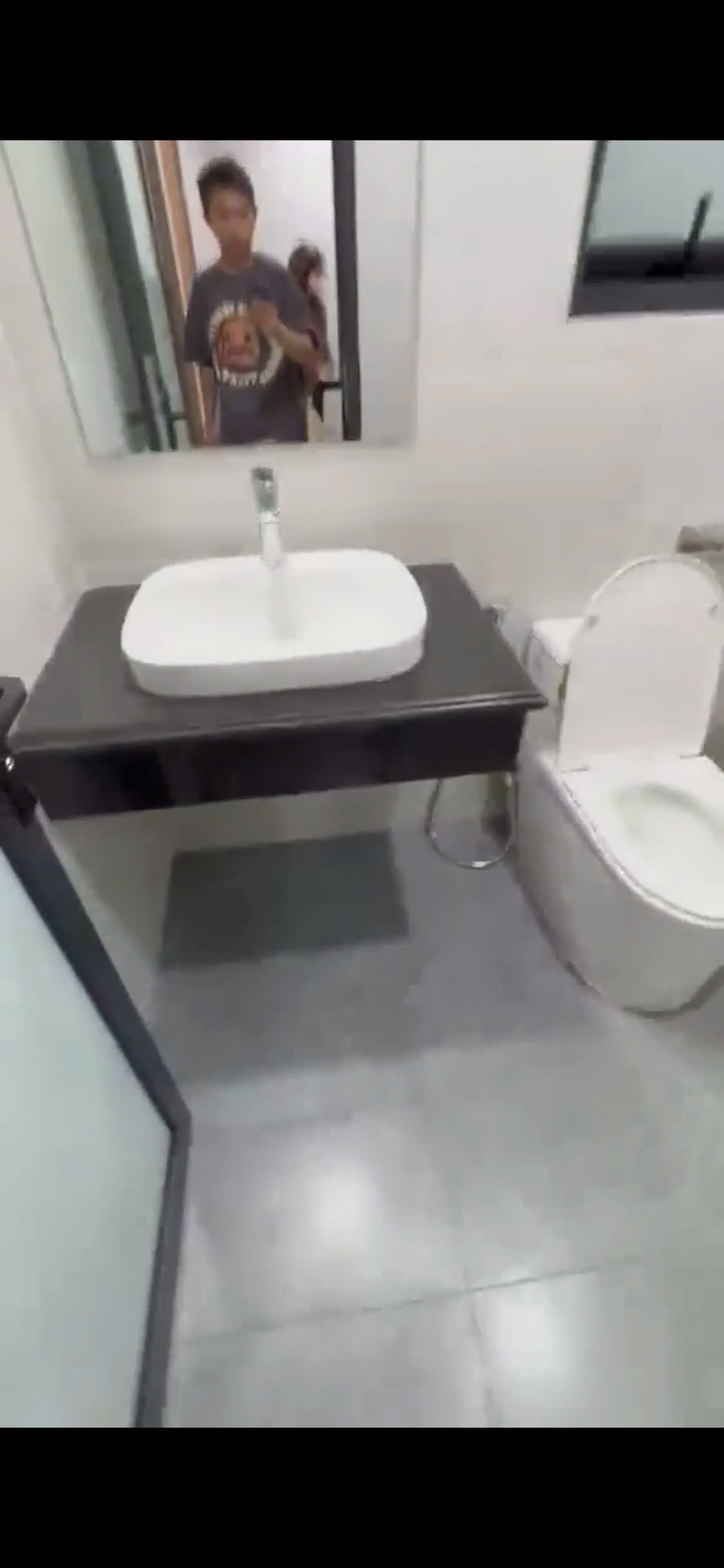 MÌNH CẦN PASS GẤP PHÒNG 2N1K FULL TIỆN NGHI TẠI 128 NGÕ 14 MỄ TRÌ HẠ, PHƯỜNG MỄ TRÌ, QUẬN NAM TỪ 16020101