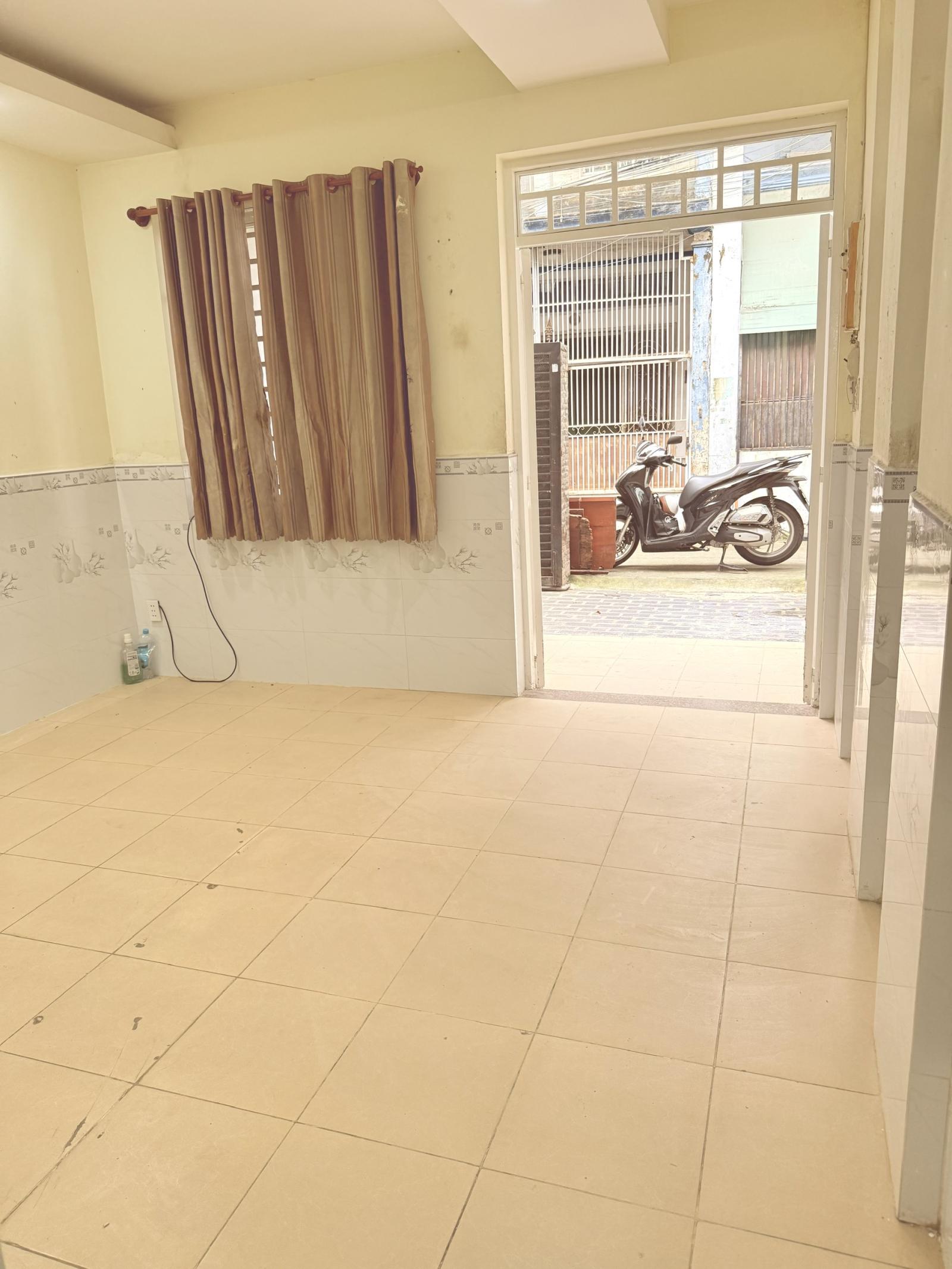 Cho thuê nhà nguyên căn Phạm Văn Bạch 16020184