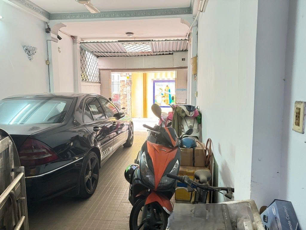 GẤP bán nhà 3 lầu HXT 68m2 ngay Thống Nhất ngang 4m cạnh trường Nguyễn Du chỉ nhỉnh 10 tỷ 16020198