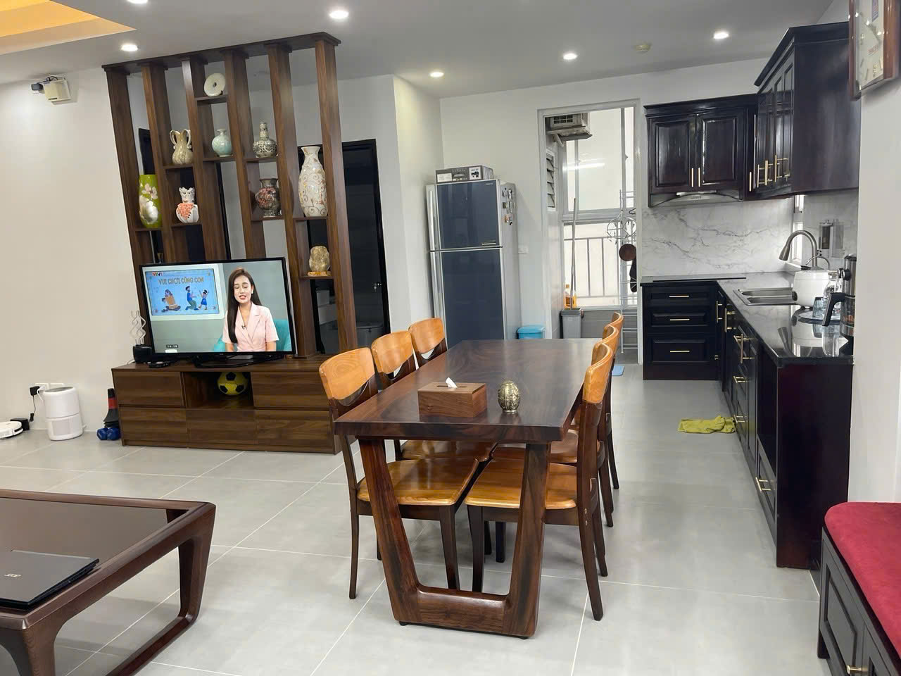 Chính chủ chuyển nhượng căn 2PN Sunrise Building 2, Long Biên - 93,2m2, full nội thất, giá 5,8 tỷ 16020230