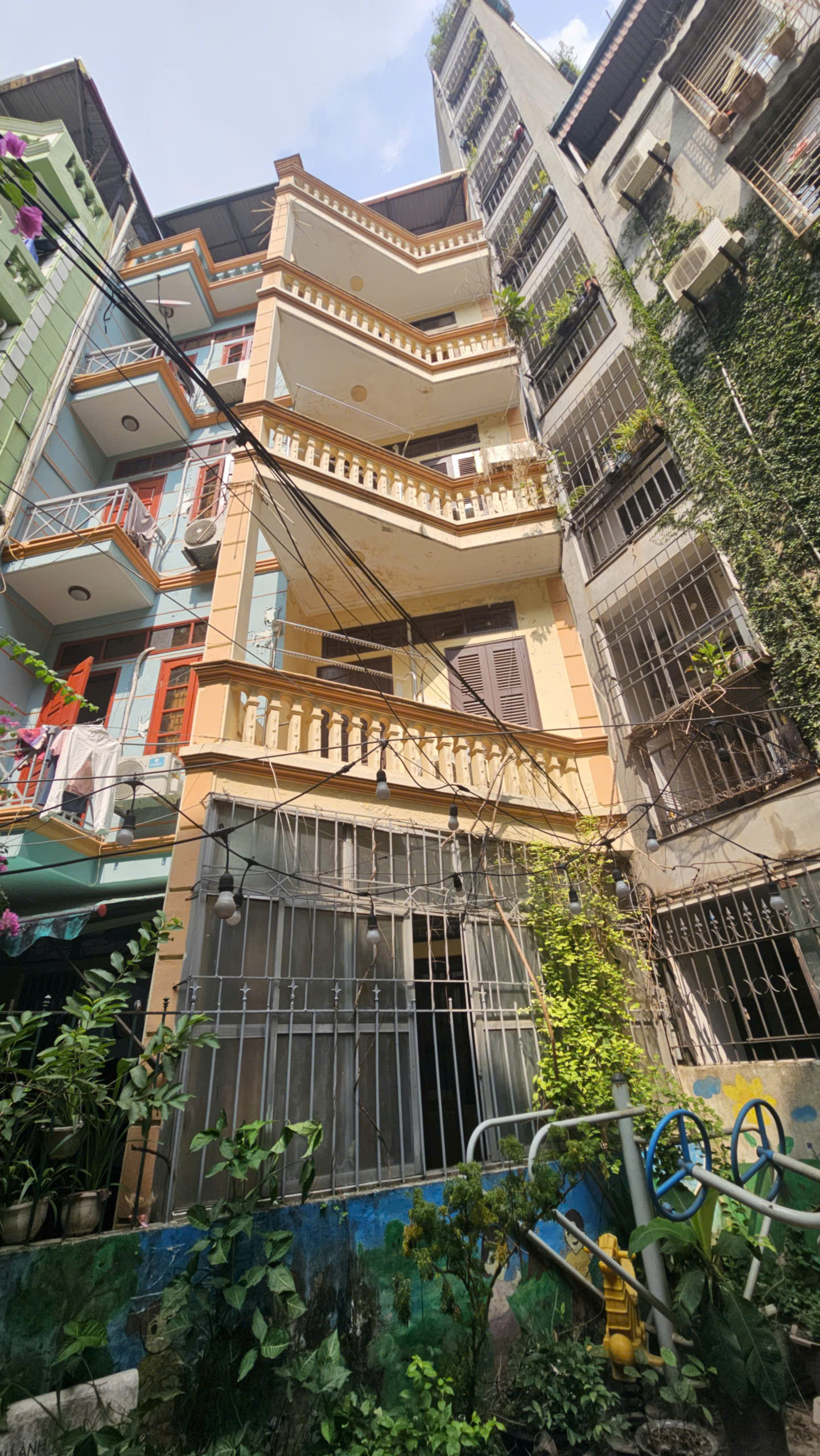 Chính chủ cho thuê nhà số nhà 51 ngõ 115 phố Núi Trúc, Ba Đình, Hà Nội 16020239