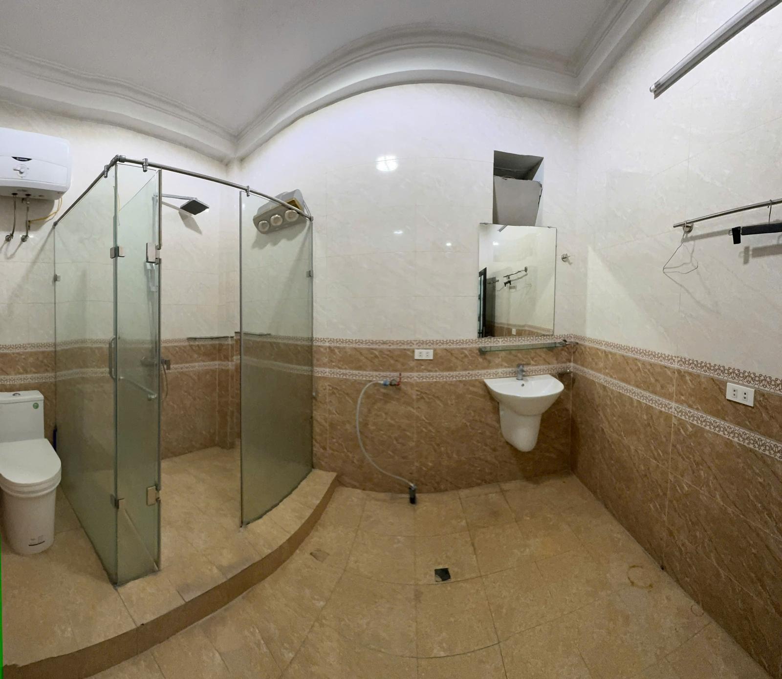 Chính chủ cho thuê nhà số nhà 51 ngõ 115 phố Núi Trúc, Ba Đình, Hà Nội 16020239