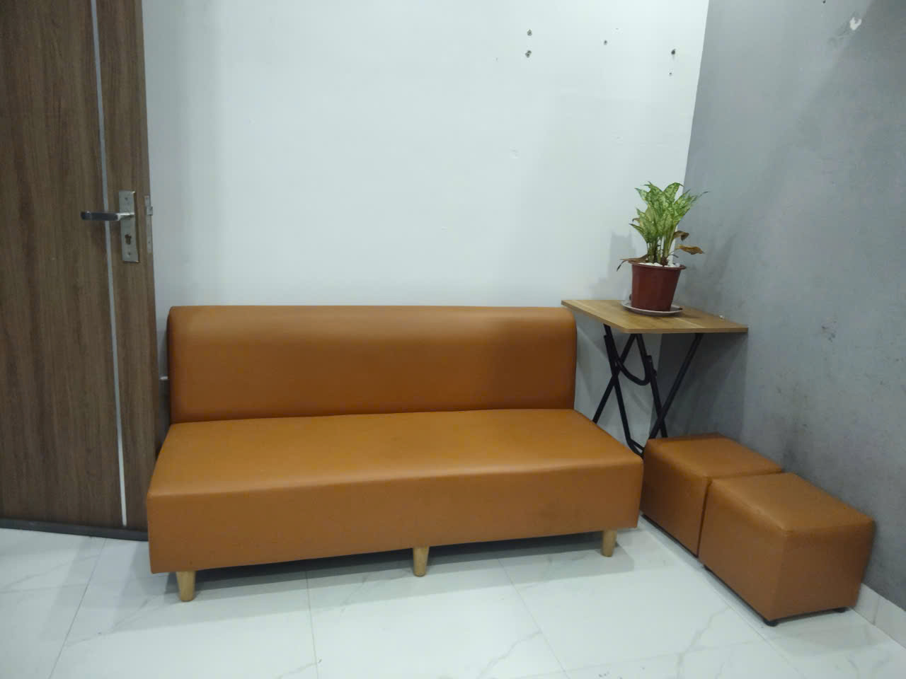 Chính chủ cho thuê căn hộ mini p303, chung cư 18 ngõ 19 Đông Tác 16020241