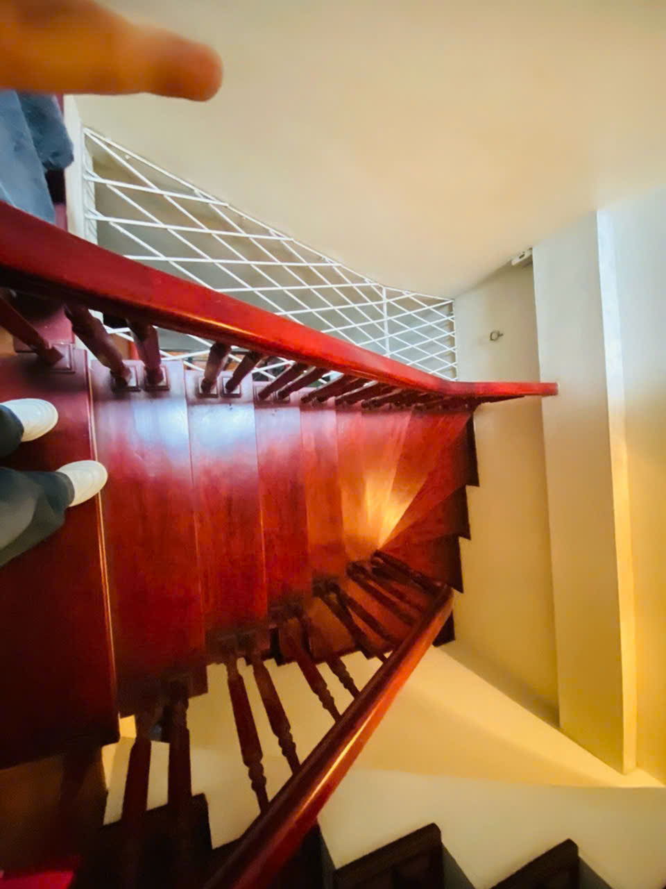 Cho thuê nhà mặt phố Nguyễn Văn Cừ 80m 5 tầng 15tr/thấng 16020250