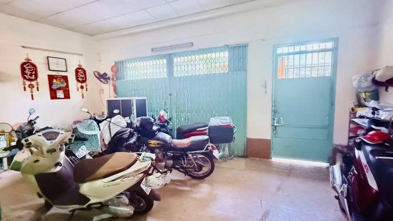 Bán Nhà Mặt tiền Trương Đăng Quế - gần Phạm Văn ĐỒng, 10,8x14m, 4 Tầng, 7PN, 13,9 Tỷ. 16020327