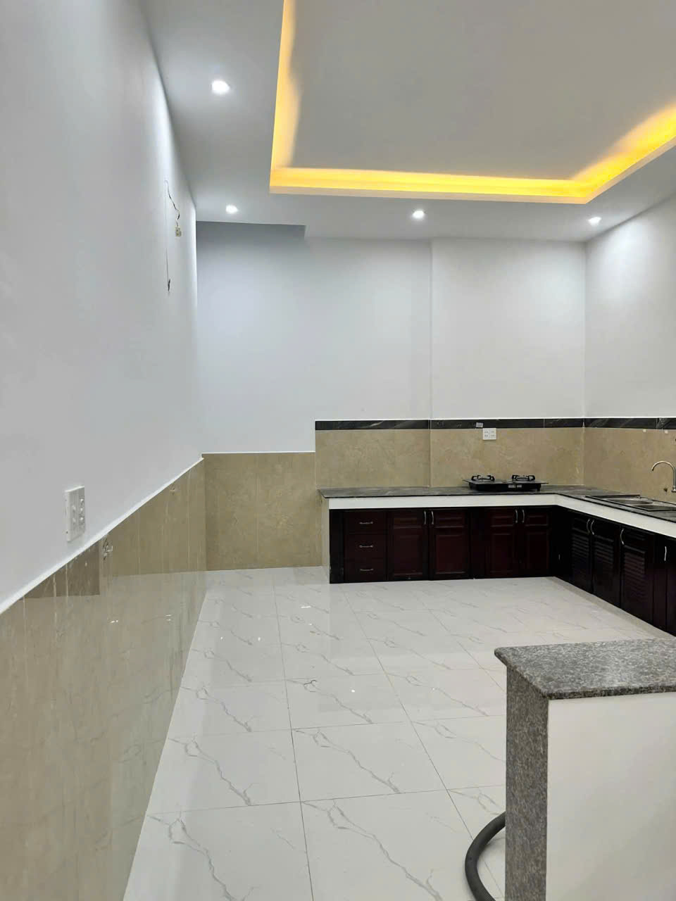 Chính chủ bán nhà mới xây Nguyễn An Ninh, Vũng Tàu - 2pn, 2wc, hướng Đông Nam, giá 4,8 tỷ 16020370