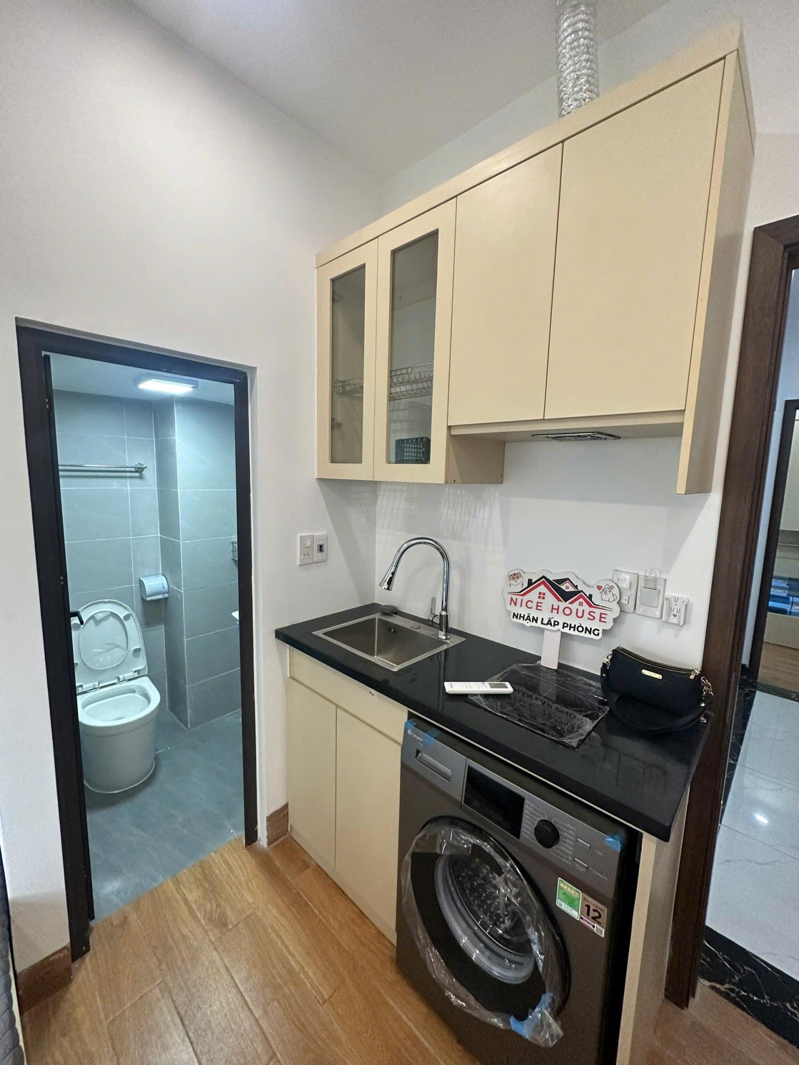 Cho Thuê Ccmn đẹp thoáng FULL đồ Tại 395 Minh Khai, HBT 16020431