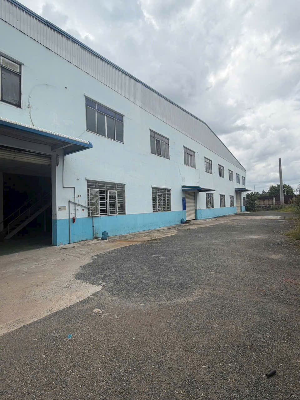 KHO MẶT TIỀN NGUYỄN VĂN BỨA – 2.500M² – XƯỞNG 1.500M² – 100TR/THÁNG! 16020449