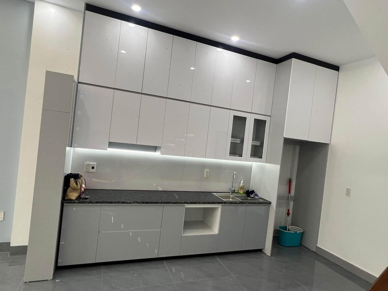 Bán nhà 3 tầng ngõ đường Lê Thanh Nghị, gần lẩu dê Nhất Ly, TP HD, 45m2, 3 ngủ, 2.x tỷ 16020559