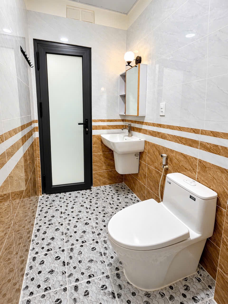 NHÀ ĐẸP – GIÁ TỐT  – CHÍNH CHỦ CẦN CHO THUÊ TẠI 23 đường số 64, Đường Số 64, Phường 11, Quận 6 16020630