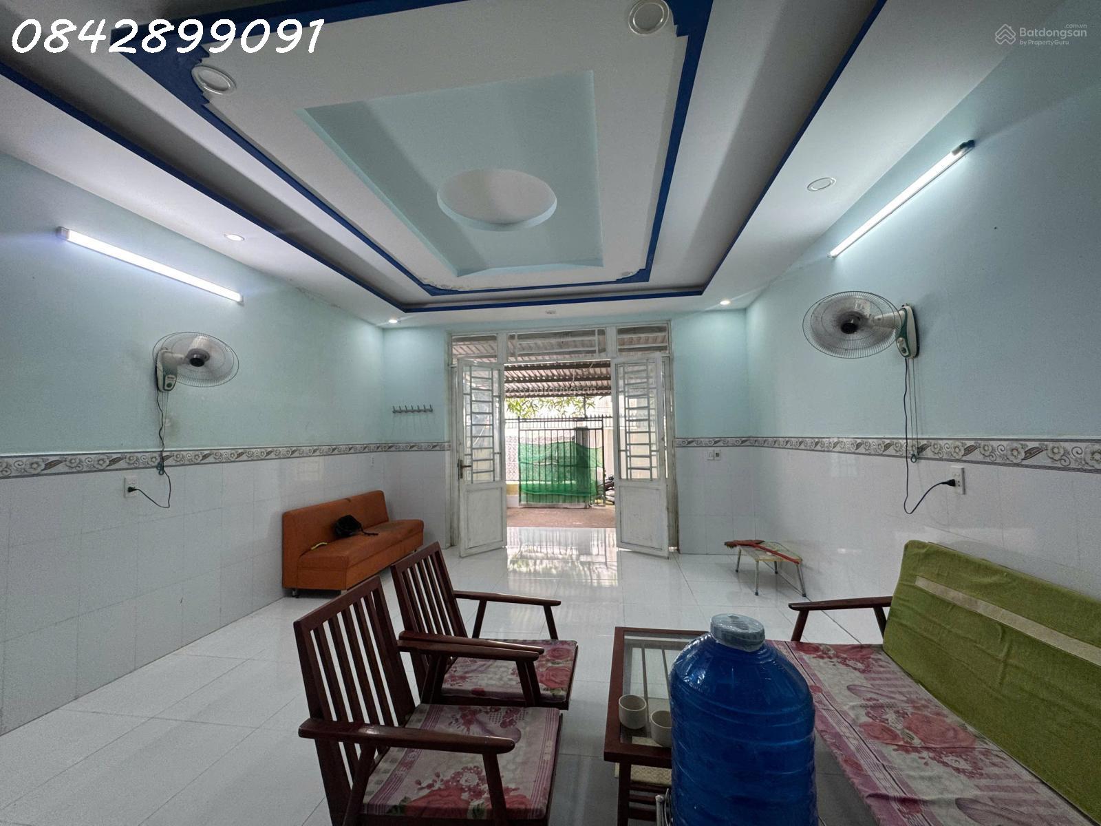 Bán nhà cấp 4 đường Lò Rèn, xã Long Hòa, Dầu Tiếng, 240m2, giá 2,3 tỷ 16020728
