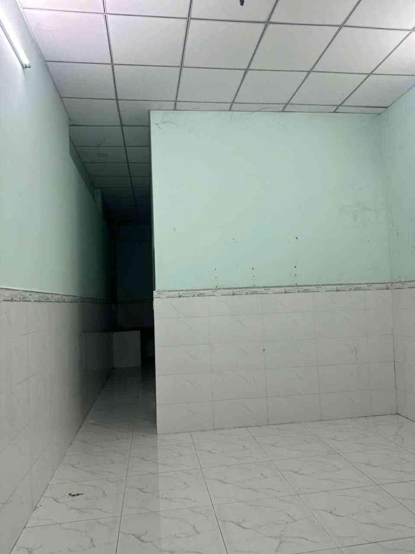 B.á.n nhà sổ hồng riêng, có thể làm 2 phòng ngủ 1 wc, 4x12, 3X tỷ 16020741