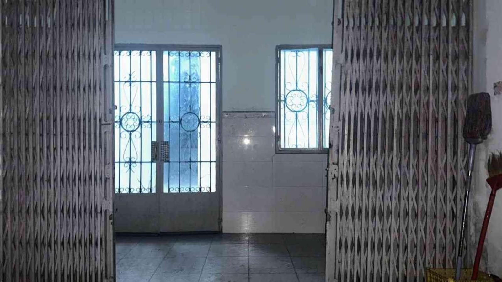 B.á.n nhà sổ hồng riêng, có thể làm 2 phòng ngủ 1 wc, 4x12, 3X tỷ 16020741