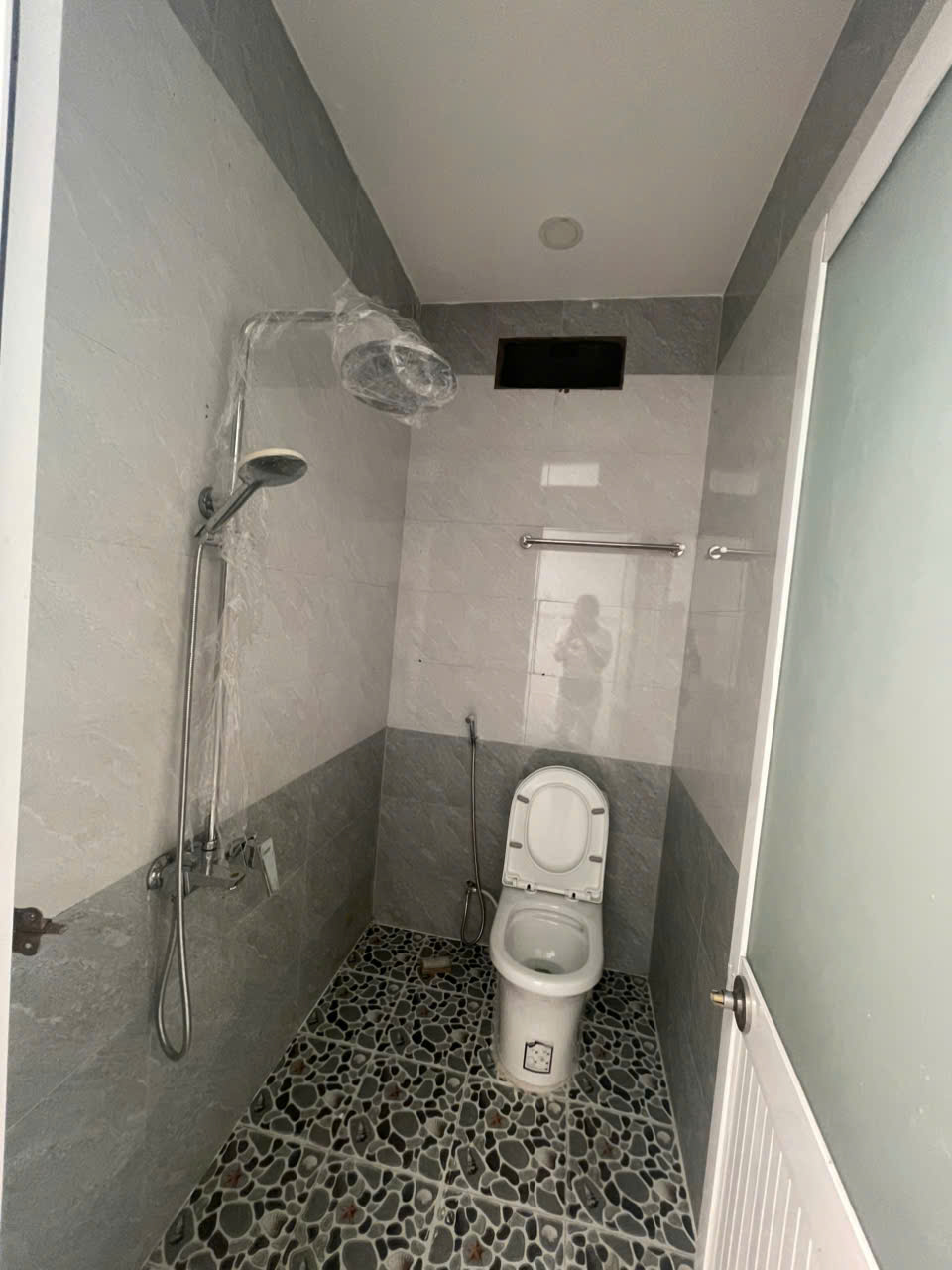 HÀNG NGỘP QUẬN 12 – NHÀ 92M² GIẢM CÒN 4,29 TỶ, CHỦ KẸT TIỀN BÁN GẤP! 16020858