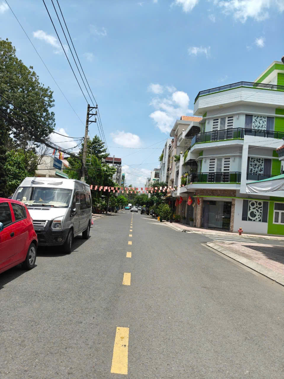 Bán căn góc MT khu Tên Lửa Bình Tân 4 tầng siêu đẹp 16020913