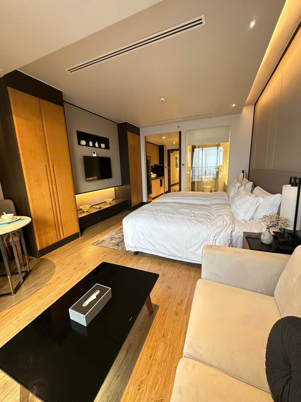 Bán studio 38,05m² view trực diện biển Mỹ Khê Soleil Đà Nẵng, full nội thất, bàn giao vận hành ngay, 4.2 tỷ 16020953
