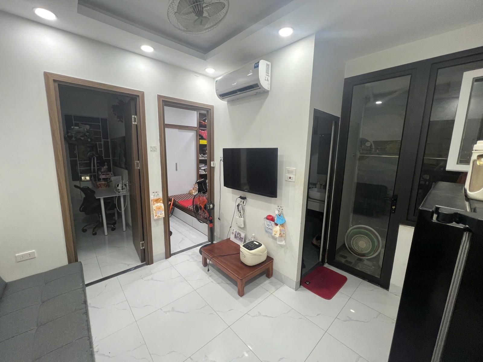 Bán căn 2PN 42m thoáng ô tô đỗ ngõ 149 Cự Lộc, Phường Thanh Xuân 16020954