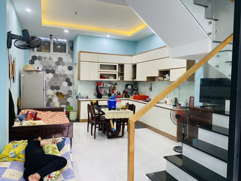 Bán nhà đẹp 3 tầng, 63m2 đường Số 23, Bình Trưng Tây, Q2, TP HCM, sổ hồng riêng. Giá 7.48 tỷ. 16021095