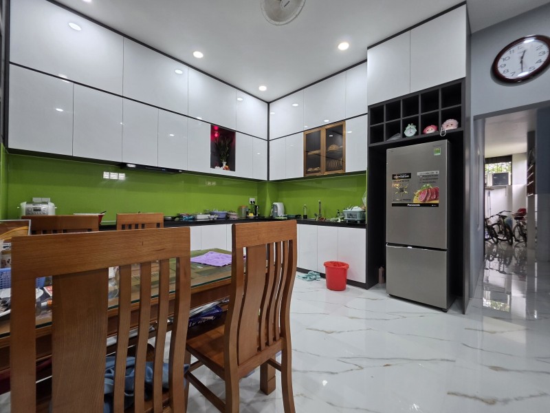 Bán nhà 104m2,  đường Nguyễn Đôn Tiết, Bình Trưng Đông, Q2, TP Thủ Đức, TP HCM,  2 tầng, sổ hồng. 16021116