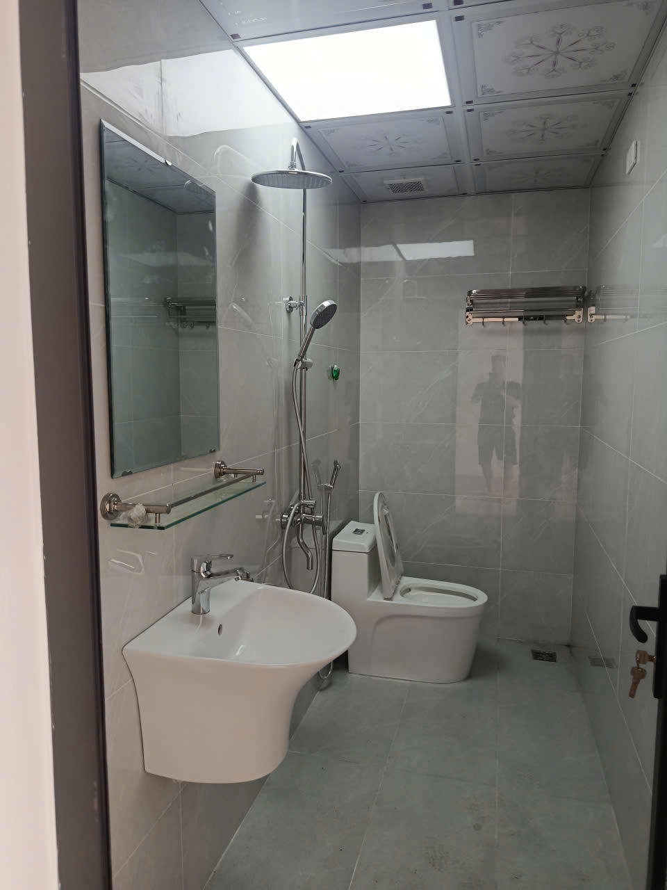 CHÍNH CHỦ CHO THUÊ NHÀ 6 TẦNG MẶT ĐƯỜNG NGUYỄN QUYỀN – PHƯỜNG ĐẠI PHÚC, BẮC NINH 16021141