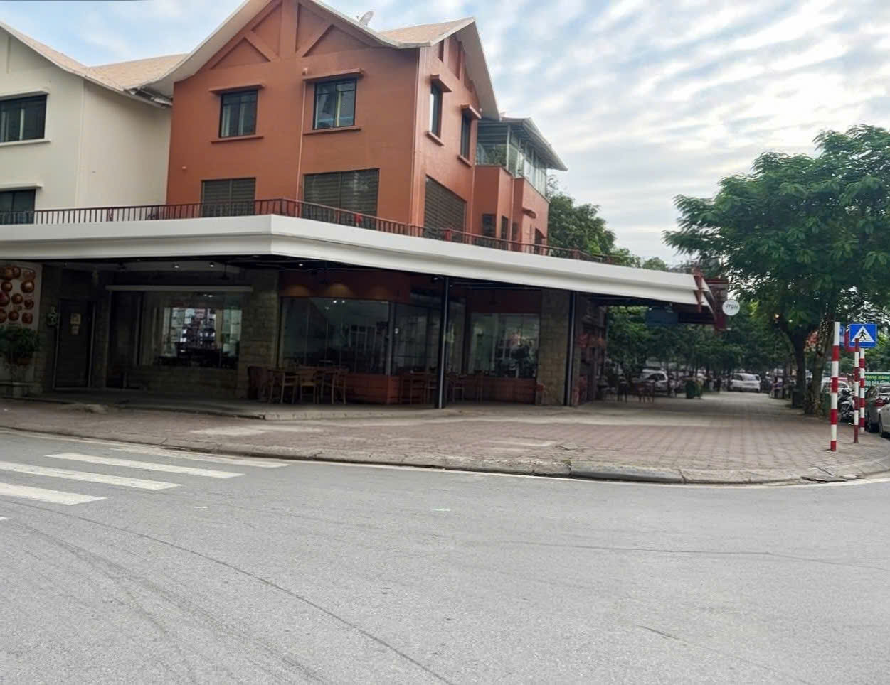 Cho thuê nhà, Xã Đàn, Ô Chợ Dừa, Nguyễn Lương Bằng; 117m2* 4T -31 tr 16021216