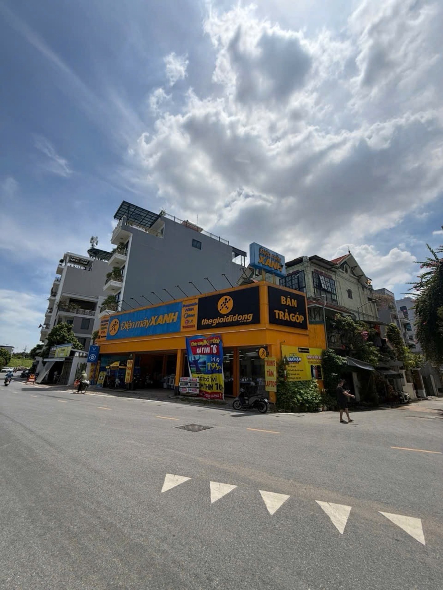 Mặt phố kinh doanh Ngọc Thụy 33 tỷ 100m Long Biên 16021320