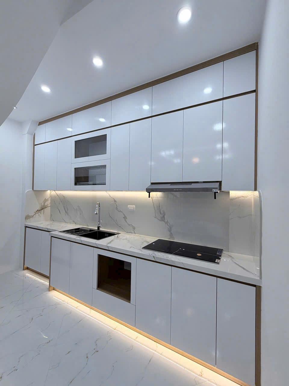 Nhà Thanh Xuân-VF3 đỗ cửa- vài bước ta vành đai 2.5 -Nhà 2 mặt ngõ - tặng hết nội thất- nhiều phòng 16021440