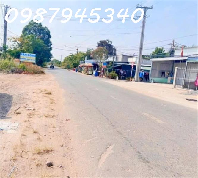 Bán đất đường Lò Rèn, Long Hòa, 4,5tr/m2, 3100m2 view đẹp Hot! 16021465