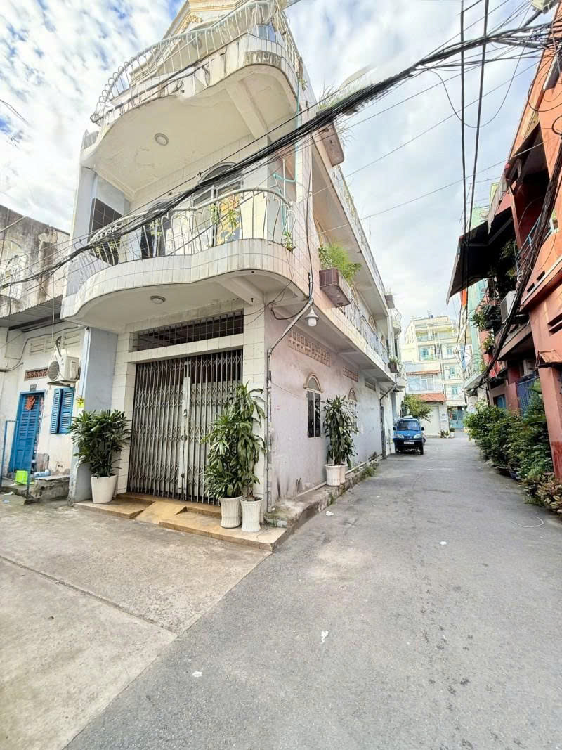 Bán nhà lô góc - Hẻm 6m Trường Chinh - gần Tân Hải, 4x18m, 3 Tầng, 5PN, Sổ A4, 9,3 Tỷ. 16021467