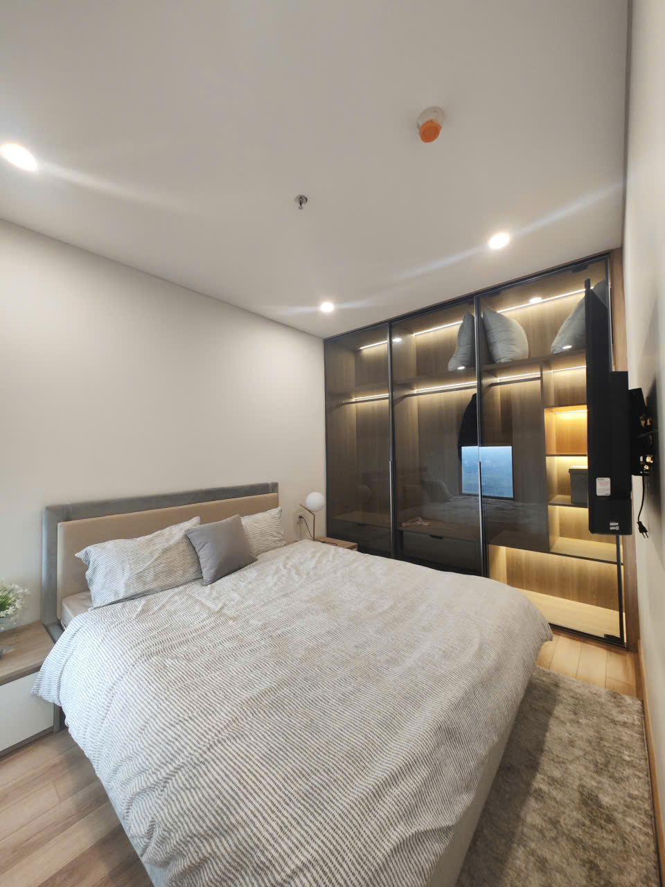 Cần bán căn hộ 2PN Trust City 2,36 tỷ giá tốt tầng 19 16021473