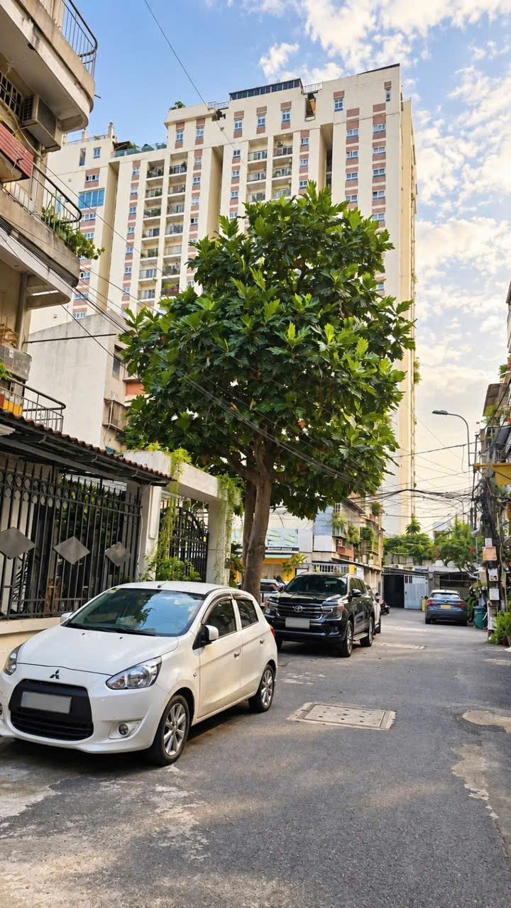 Chính chủ bán căn hộ chung cư Bộ Công an Quận 2 cũ - 77,5m2, view công viên, giá 5,6 tỷ có TL 16021524