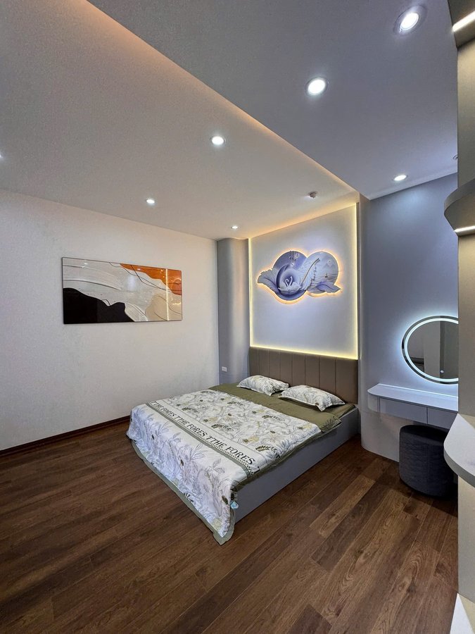 Bán Nhà Giáp Bát. Hoàng Mai. Lô Góc. DT 40m2. MT 9m. 5 Tầng. Giá 9.9 Tỷ. 16021551