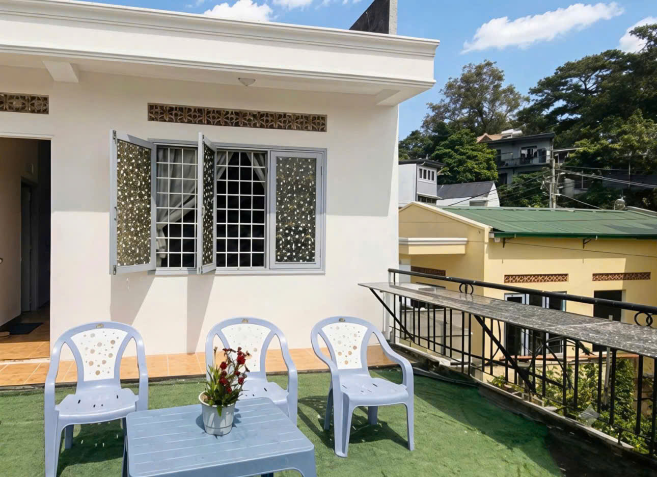 Cho thuê hostel 8 phòng ngủ full nội thất đối diện chợ mới Đà Lạt giá 20 triệu đường Phan Bội Châu 16021589
