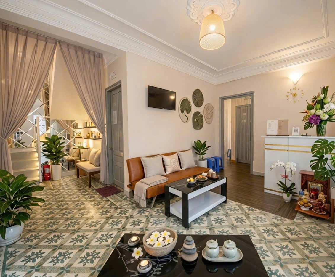 Cho thuê hostel 8 phòng ngủ full nội thất đối diện chợ mới Đà Lạt giá 20 triệu đường Phan Bội Châu 16021589