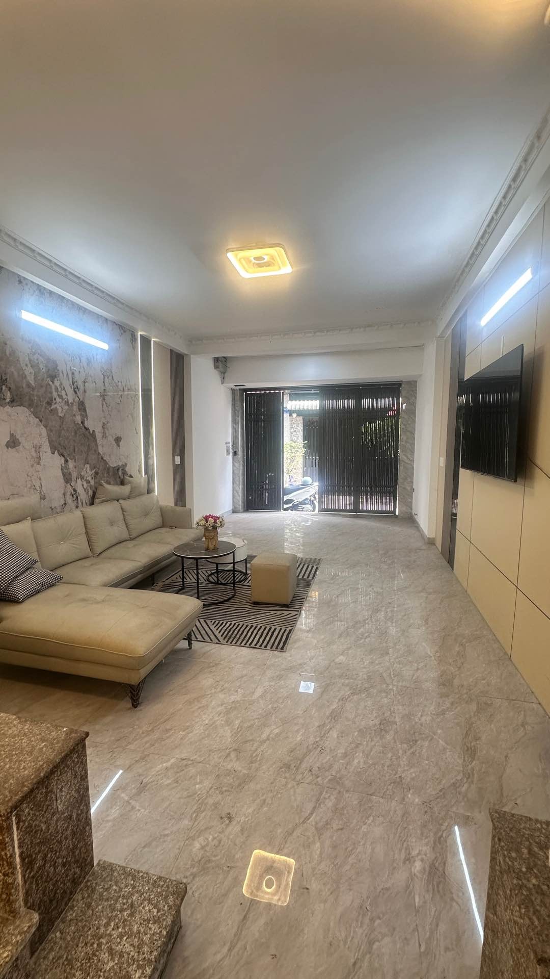 Bán nhà Lê văn khương q12 4 x14 3 tầng xe hơi 4,9 tỷ 16021592