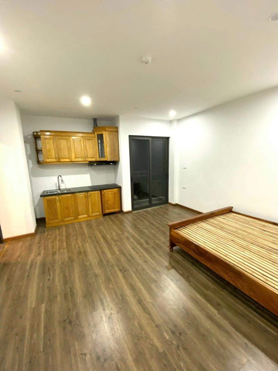 CHO THUÊ CCMN TẠI LẠC LONG QUÂN, TÂY HỒ, HÀ NỘI - GIÁ 5TR 16021609
