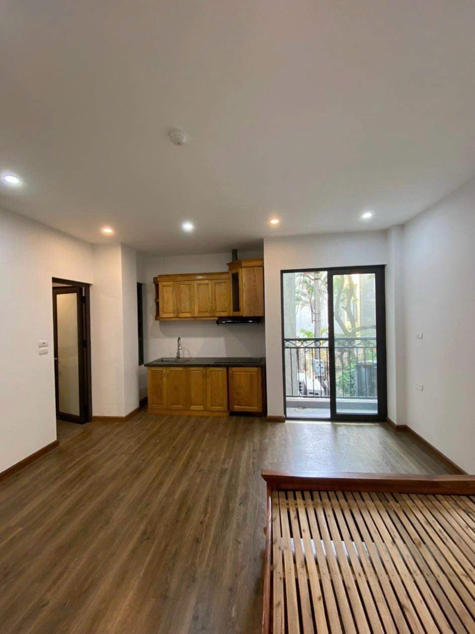 CHO THUÊ CCMN TẠI LẠC LONG QUÂN, TÂY HỒ, HÀ NỘI - GIÁ 5TR 16021609