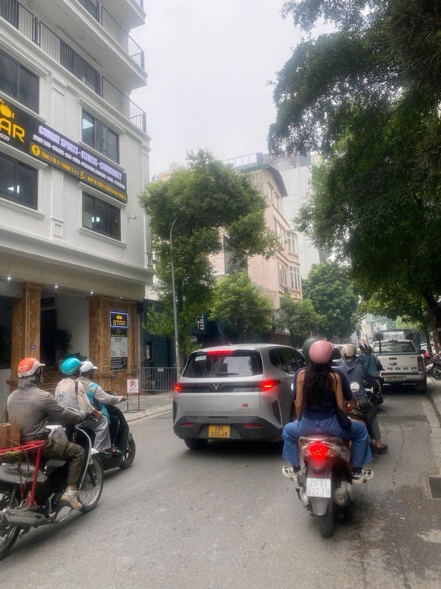 APARTMENT 150mx 8 TẦNG – Thang Máy-Phố TÔ NGỌC VÂN-Ô TÔ-Kinh Doanh 16021658