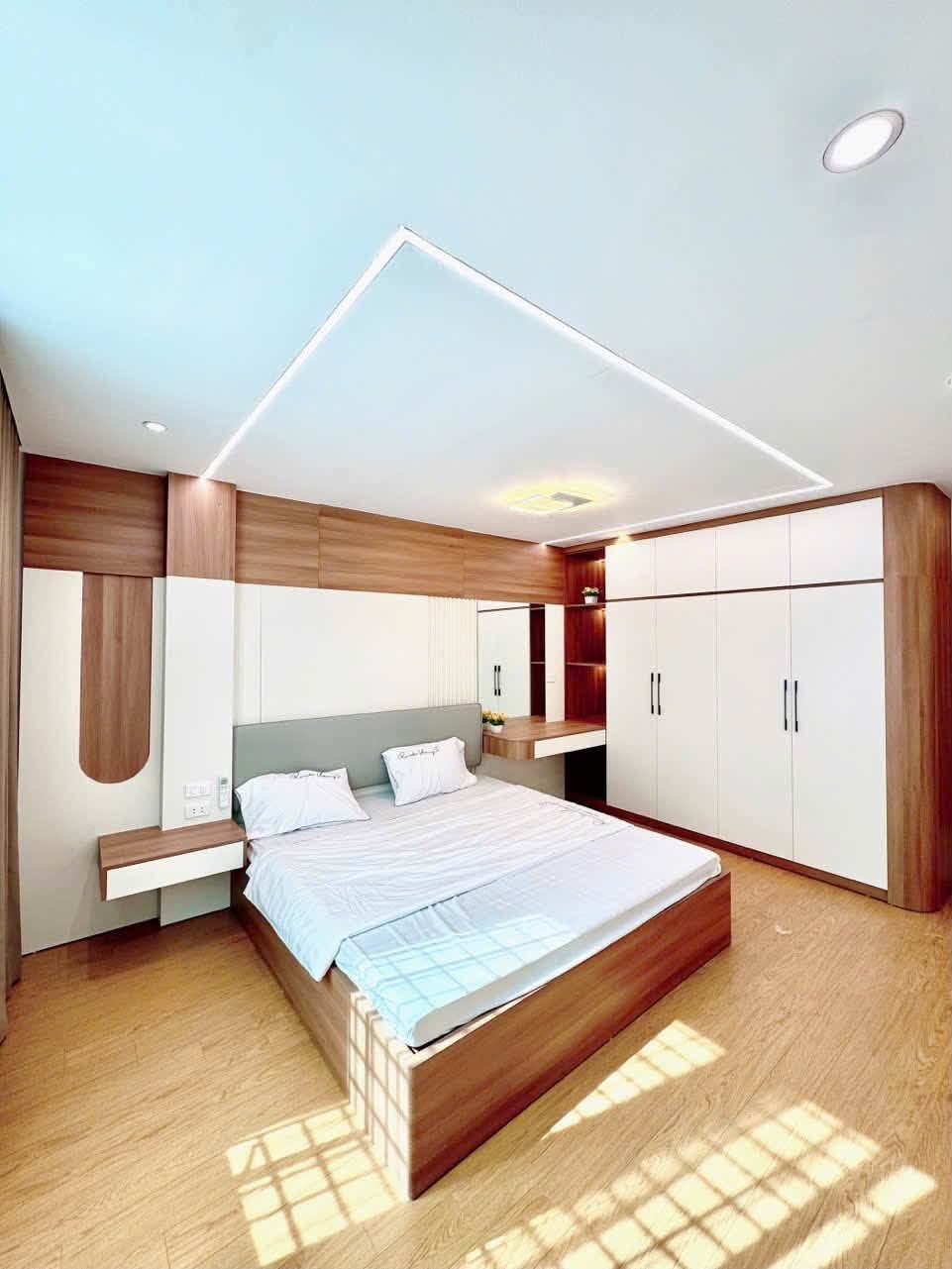 Giảm chào 2 tỷ! Bán nhà mặt phố Nguyễn Ngọc Nại, 120m2, 8 tầng 1 hầm, mặt tiền 6m, nhỉnh 59.8 tỷ 16021774