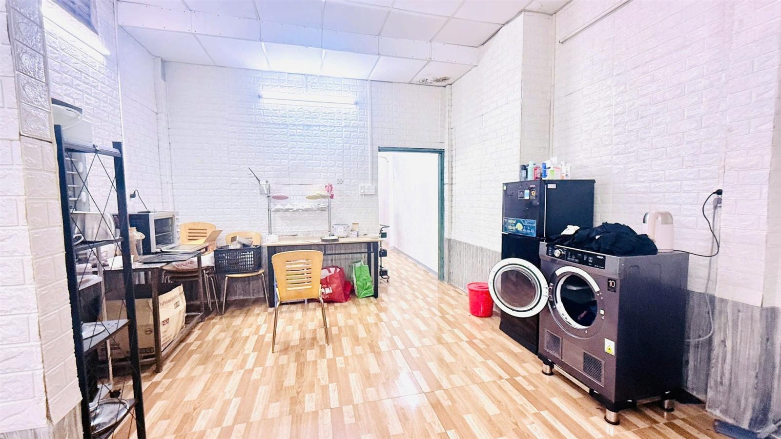 LÔ GÓC 3 MẶT TIỀN – 74M² (4,3x17M) – NHÀ CẤP 4 TIỆN XÂY MỚI – CHỈ NHỈNH 6 TỶ – 10M RA MẶT TIỀN 16021779