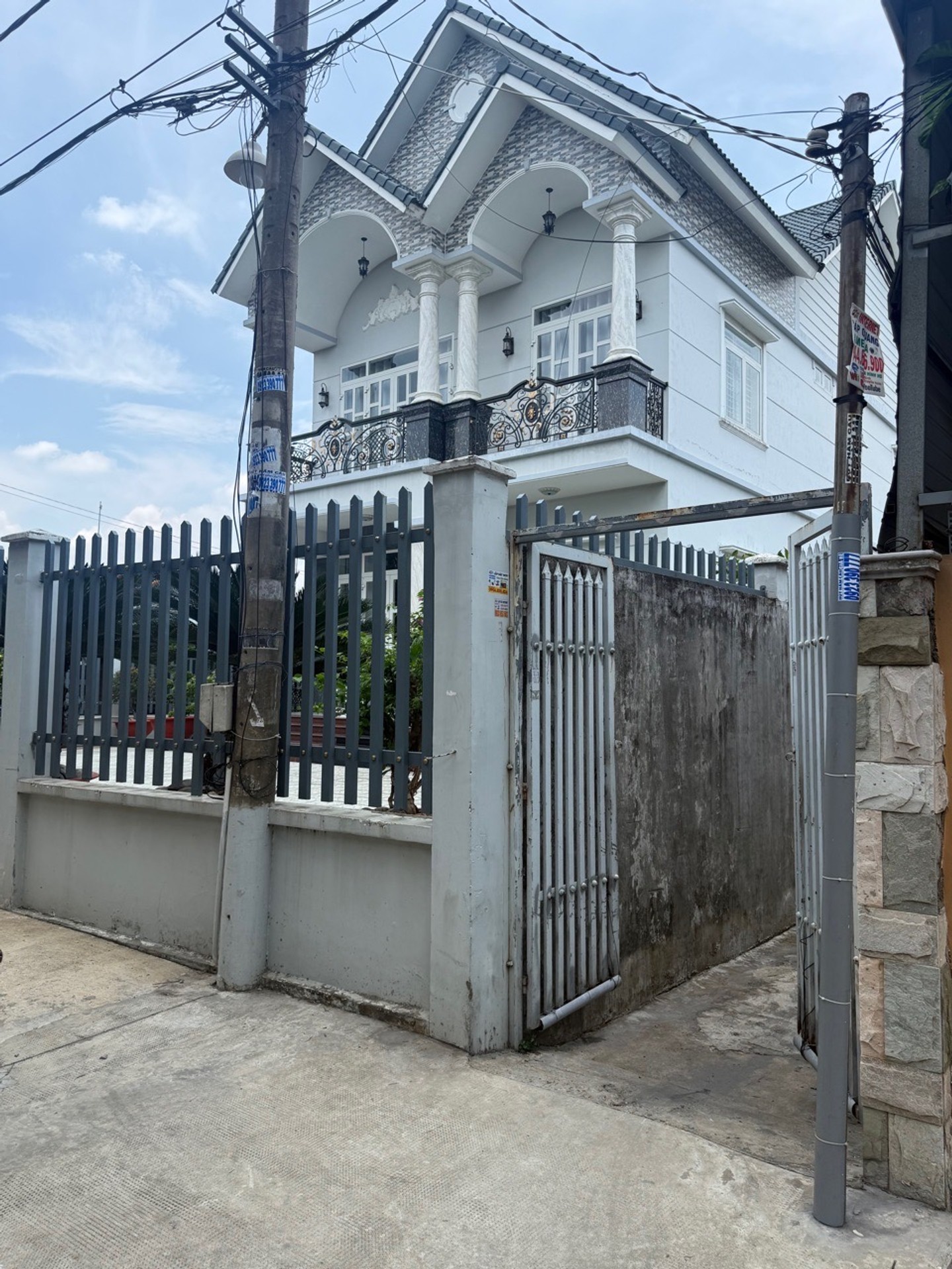 Hạ gấp 500 triệu! Nhà Quận 12 sát Gò Vấp chỉ 2 tỷ 650! 😱🔥 16021919
