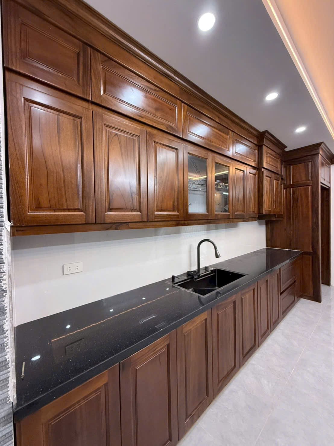 Bán nhà 3.5 tầng ngõ phố Nguyễn Chí Thanh, ph Tân Bình, TP HD, 70m2, mt 4m, 3 ngủ, 3.x tỷ 16021951